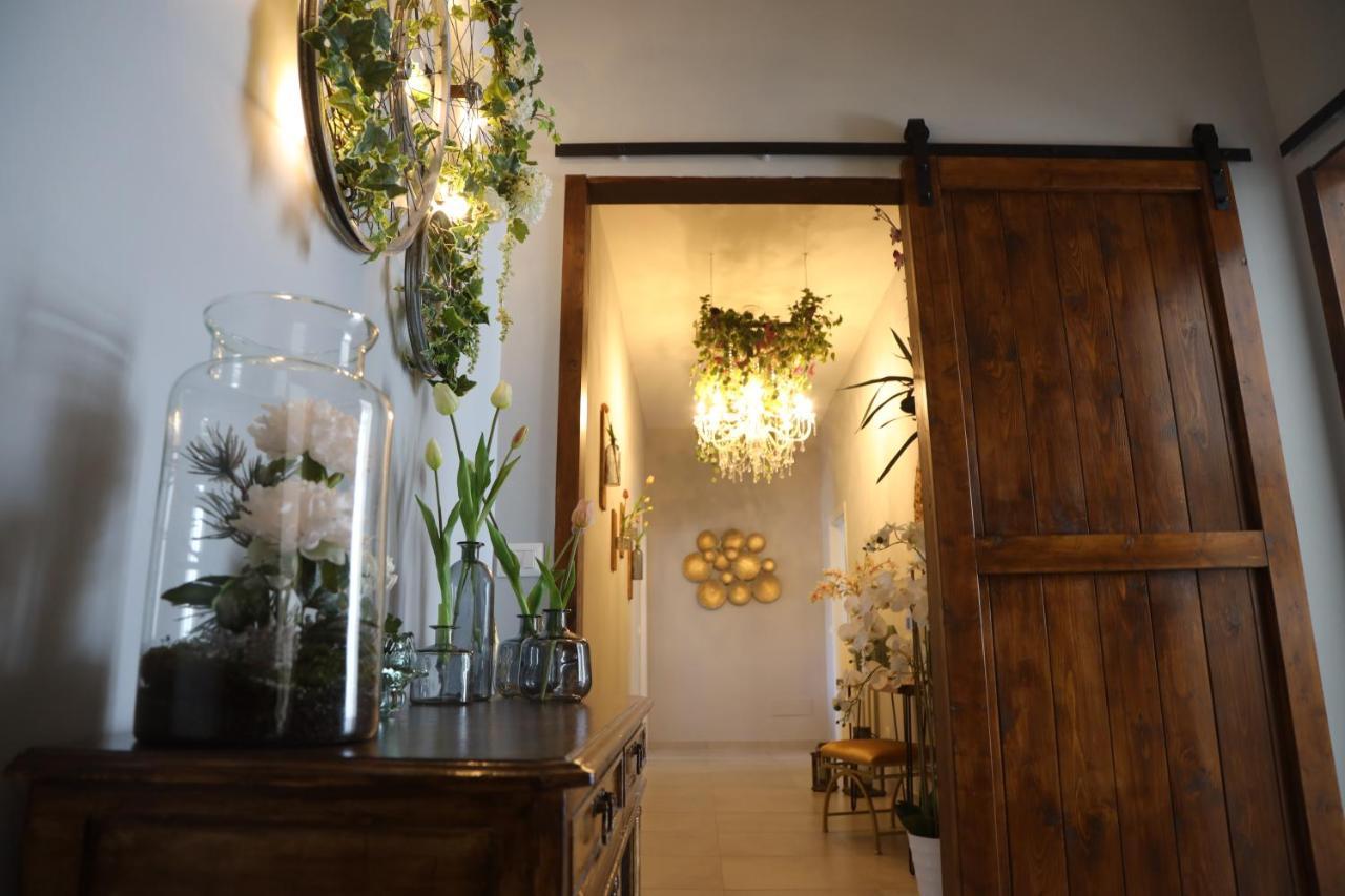 Bed and Breakfast Dimora Giusti Лечче Экстерьер фото